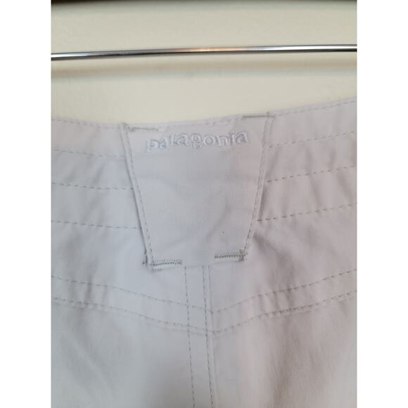 Patagonia Women's Size 14 Hiking Outdoor Pants with Roll Tab Hem Nylon Stain - Picture 4 of 9